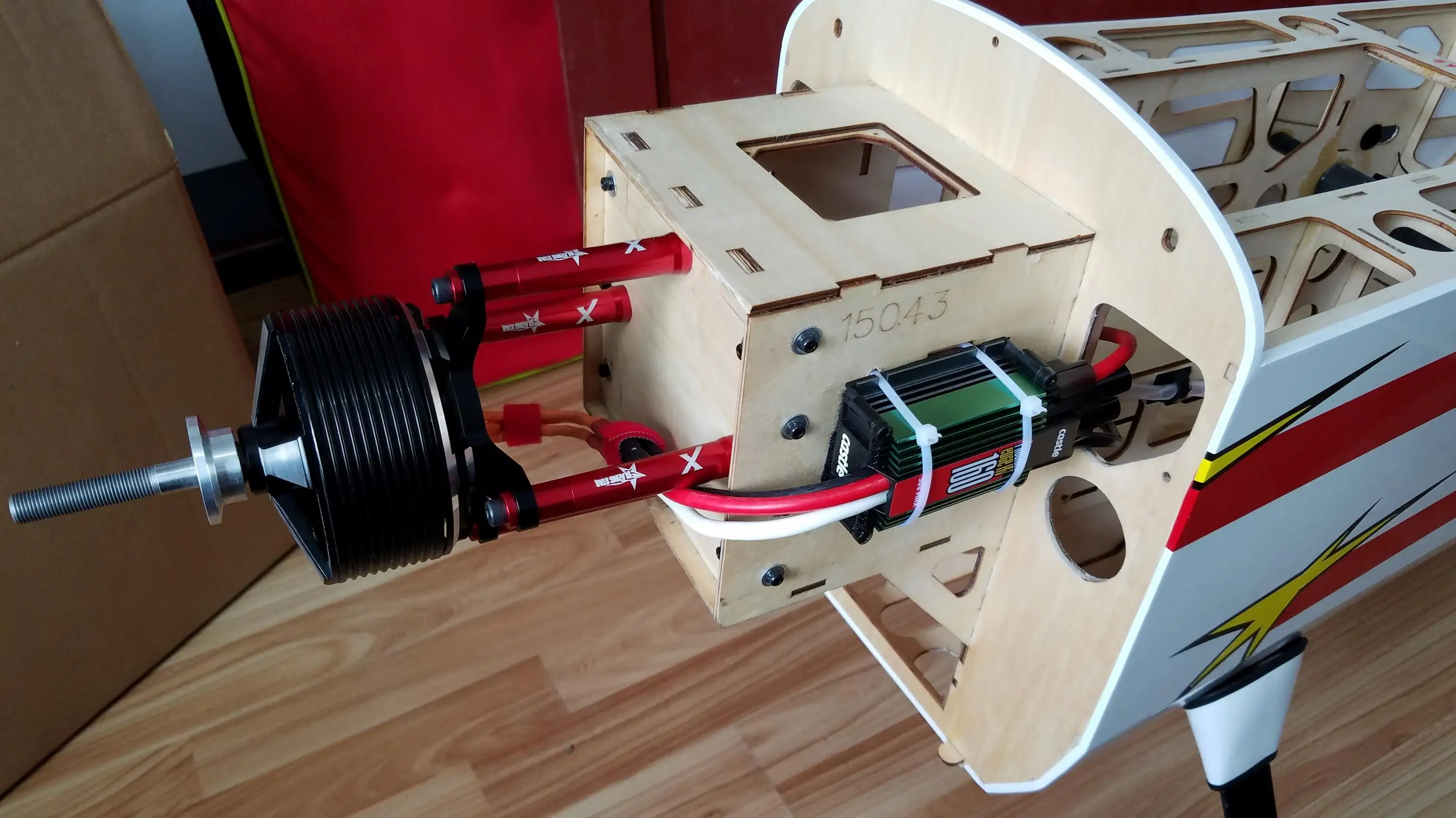 Kuza ef-ブレースモーター用の調整可能なアルミニウムサ - Brushless Motor Thrust Test Stand のレビューと価格